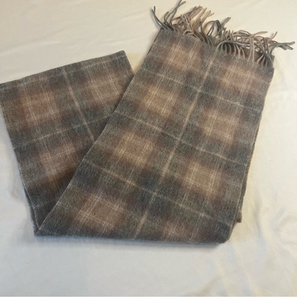 NWT James Pringle Weavers Mackellar 100% Pure Wool Plaid Fringe Scarf Tartan